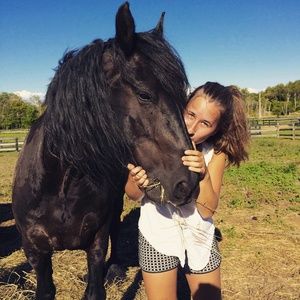 Meet your Posher, Tonja